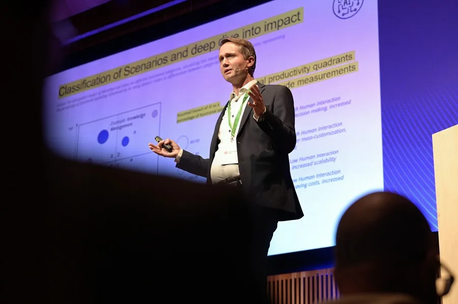 Michael Lewrick, autor superventas de «The Design Thinking Playbook» 