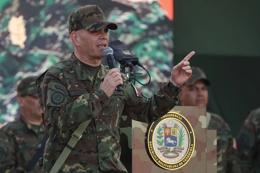 Venezuela denuncia "acoso militar" de aviones de EE.UU. cerca de sus costas en el Caribe