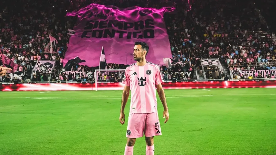 Los hinchas del Inter Miami comienzan a rendir homenajes de despedida a Sergio Busquets