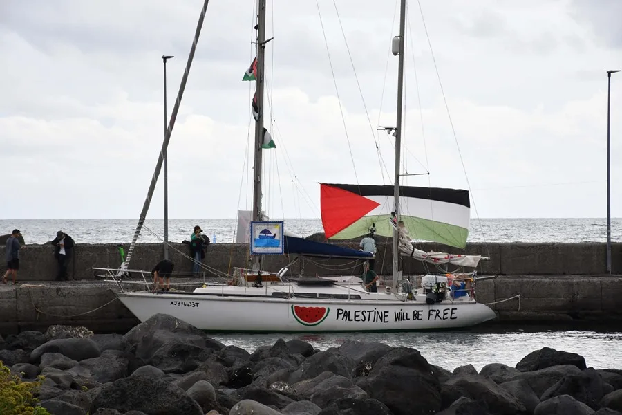 La Armada de Israel detiene al periodista español Néstor Prieto en un barco de la flotilla