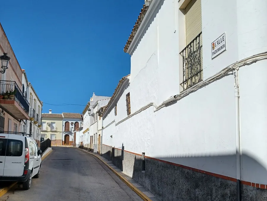 Calle Majadahonda en el municipio sevillano de El Saucejo