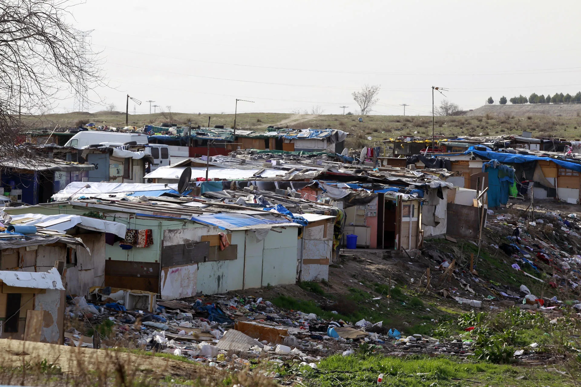 Asentamiento en la Cañada Real. EFE/Víctor Lerena