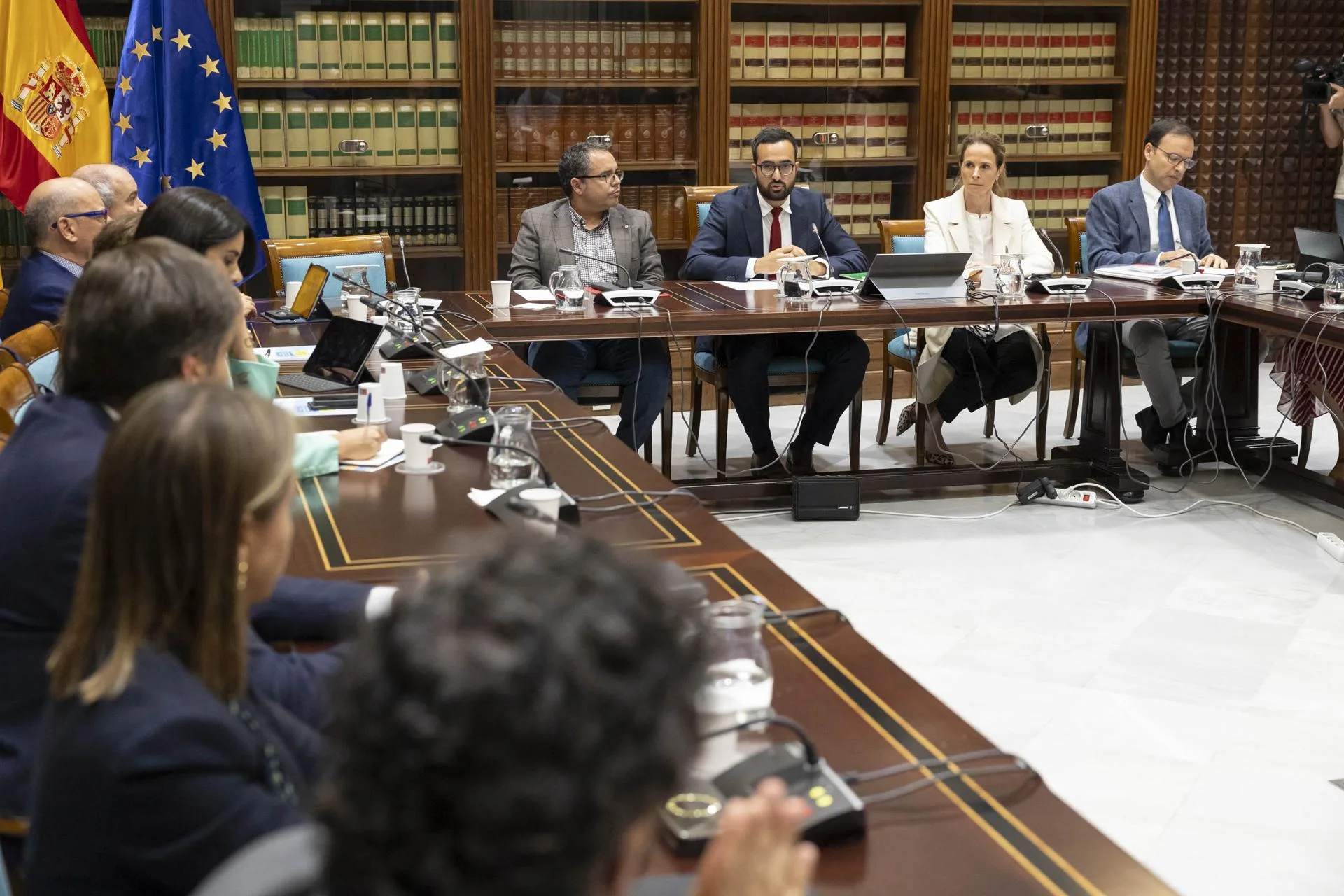 Imagen de archivo de la comisión parlamentaria que investiga la compra de material sanitario durante la pandemia. EFE/Miguel Barreto